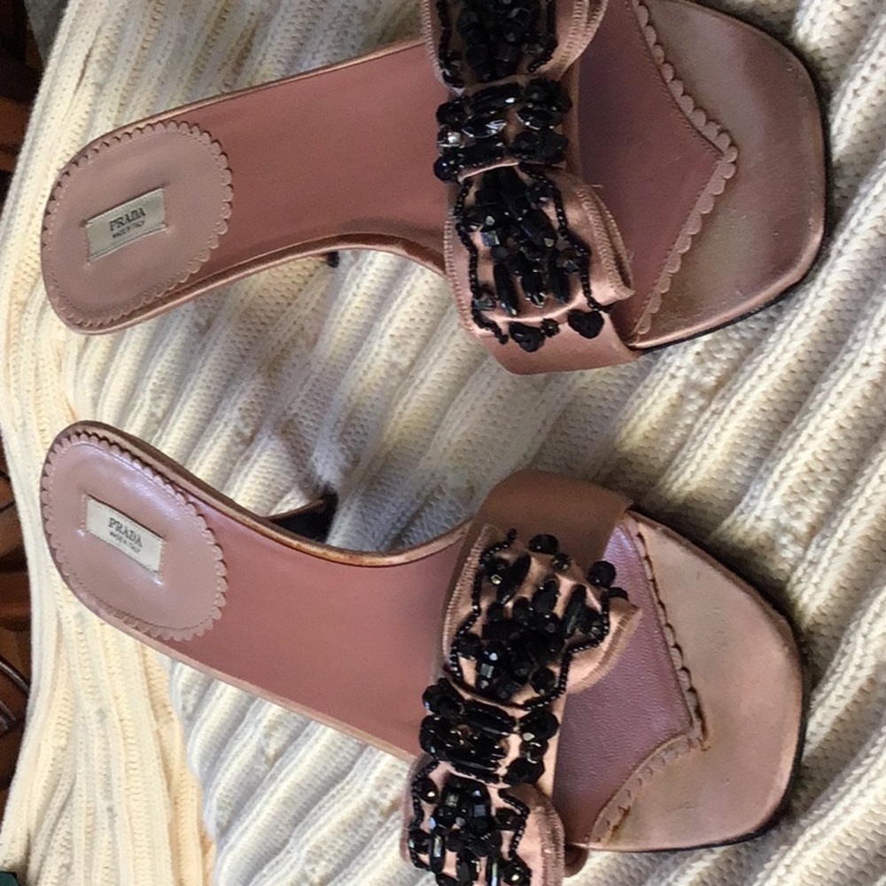 Prada slide
